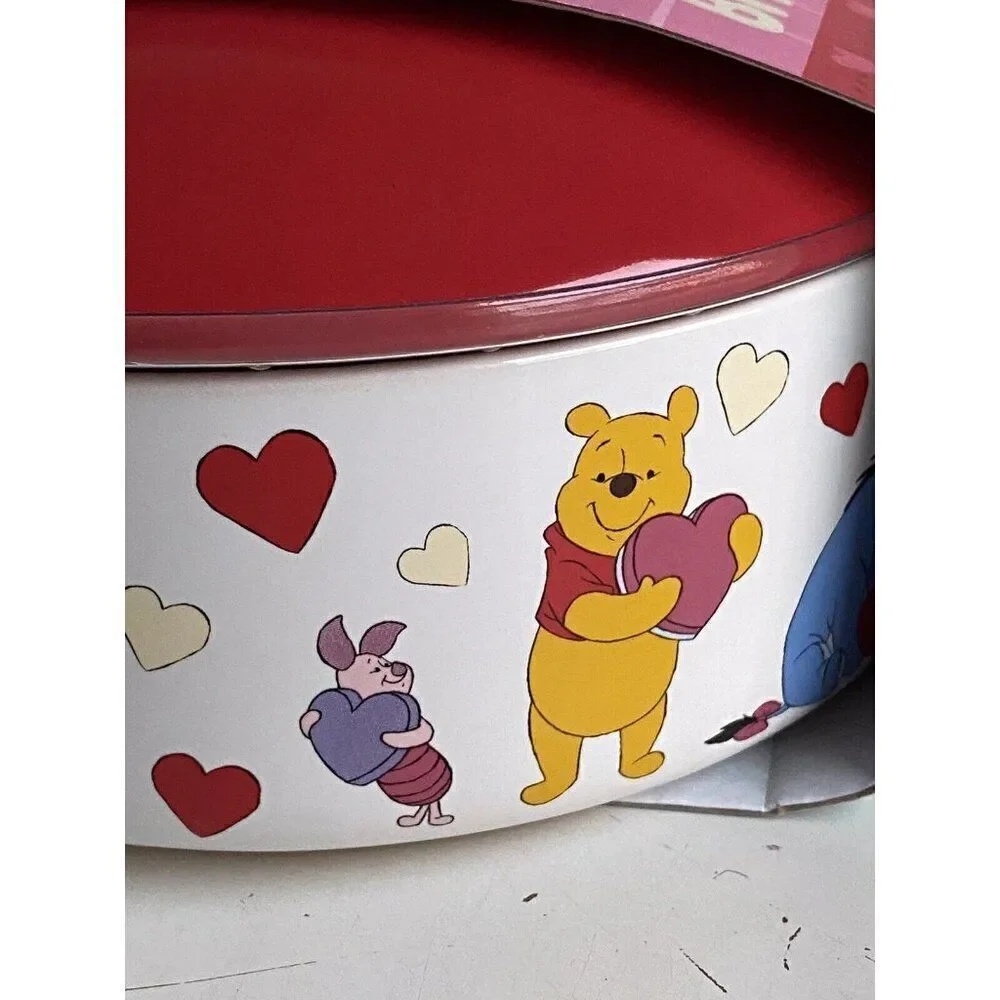 Disney Winnie the Pooh Tigger Piglet Eeyore Valentines Brie Baker & Wood‎ Spoon